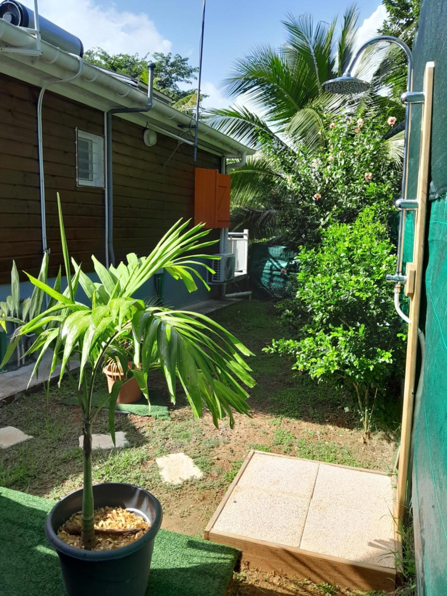 Bungalow Abricot Petit-Bourg Exterior photo